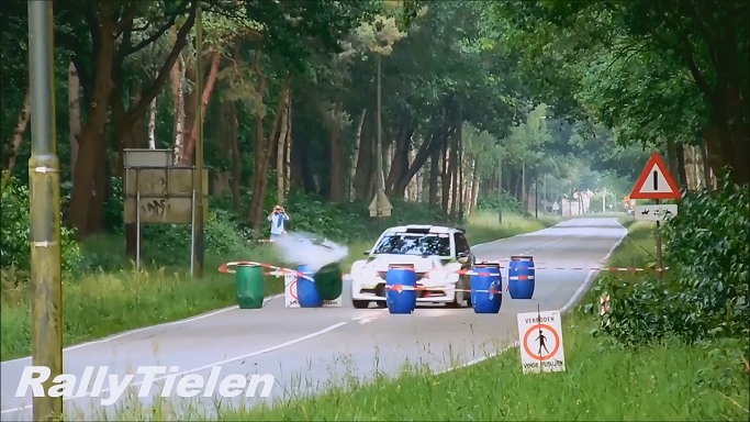 mark van eldik raakt ton ele rally.jpg
